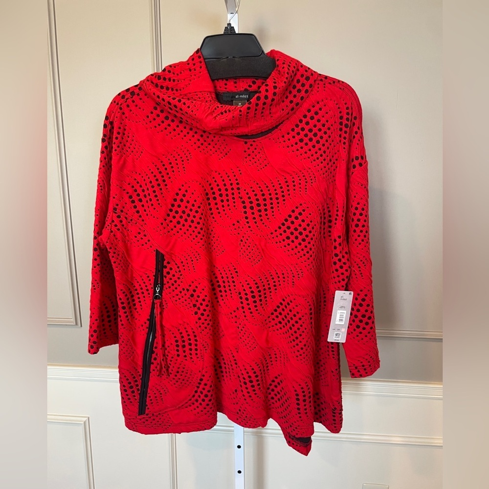 Ali Miles NWT 3X Tunic Blouse Textured Red Black Dots Abstract Soft Top Shirt